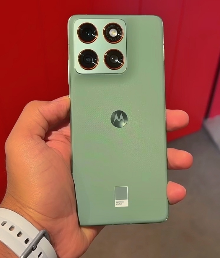 motorola edge 70 look